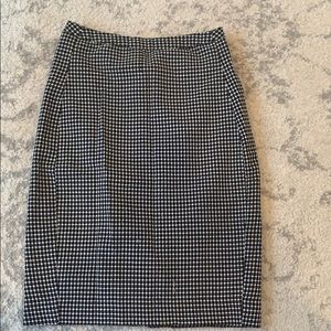 Black and white pencil skirt